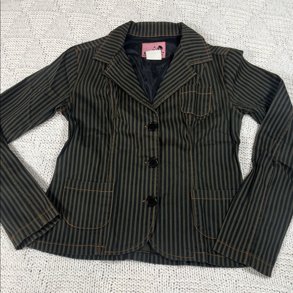 SERIOUS CLOTHING Striped Blazer